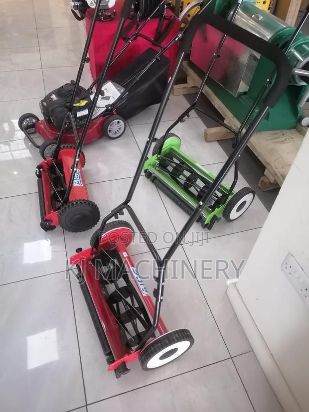 Manual Lawn Mower Heavy Duty - thumbnail 3