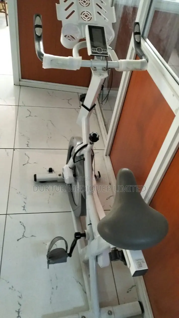 8kg Exercise Spinning Bike