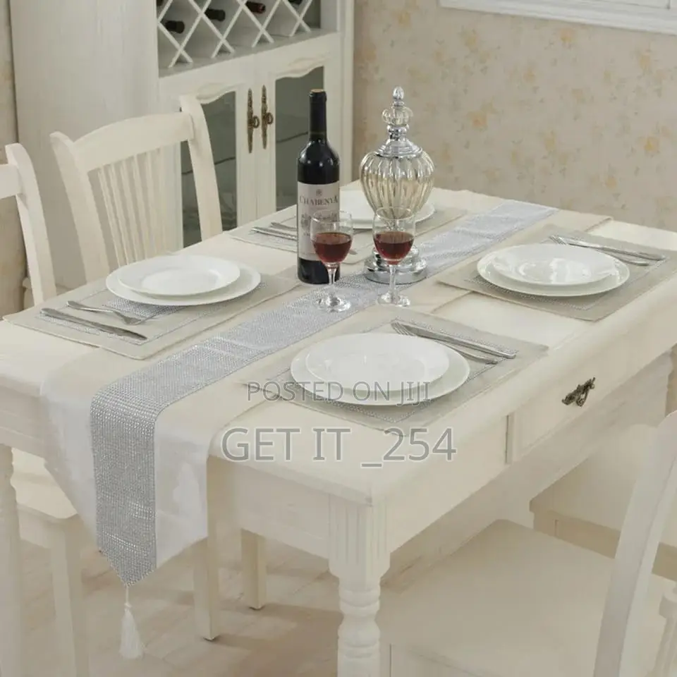 13pcs Table Set Runner and Table Mat