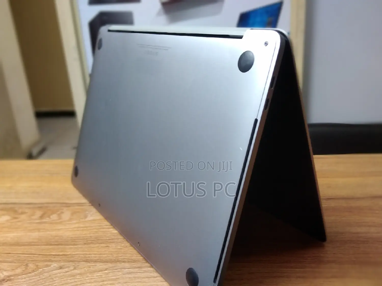 Laptop Apple MacBook Pro 2017 16GB Intel Core I7 SSD 512GB