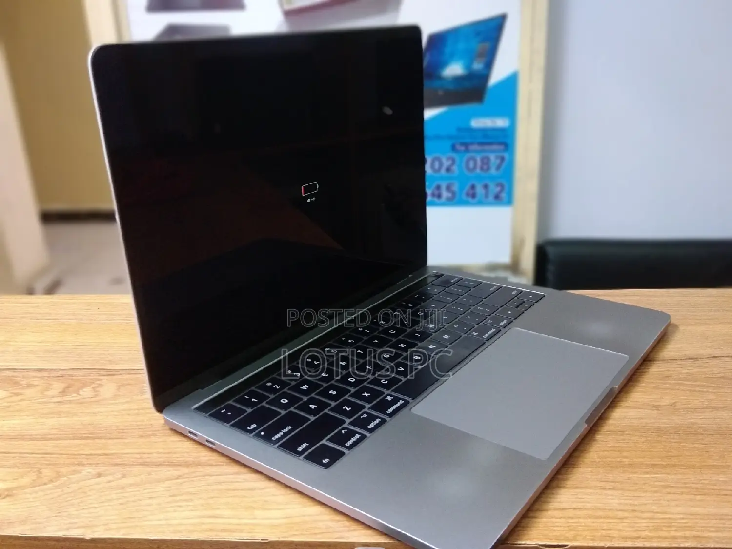 Laptop Apple MacBook Pro 2017 16GB Intel Core I7 SSD 512GB