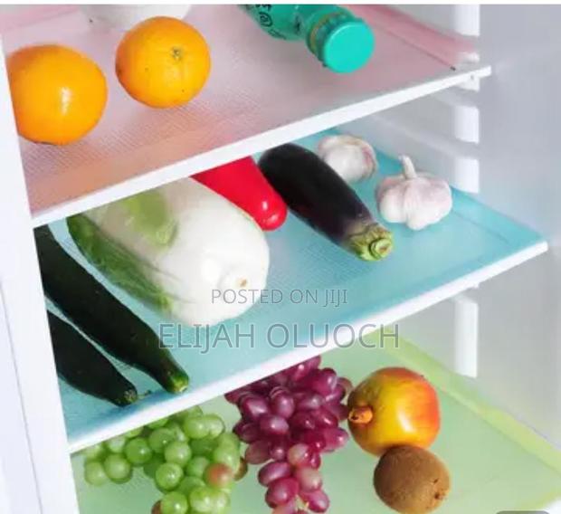 4 PCS Anti Bacterial PVC Fridge Mats - thumbnail 2