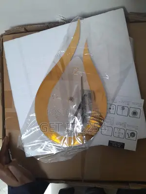 Wall Clock U Shaped