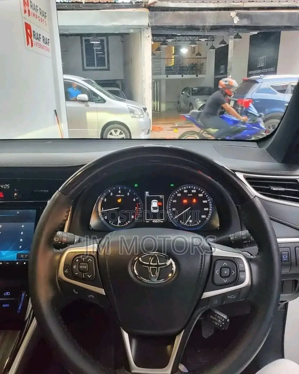 Toyota Harrier 2017 White