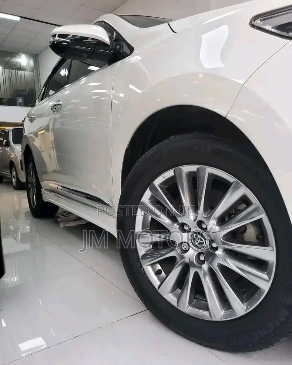 Toyota Harrier 2017 White