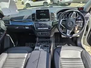 Mercedes-Benz GLE-Class GLE 350d 4MATIC 2018 White