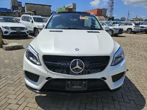 Mercedes-Benz GLE-Class GLE 350d 4MATIC 2018 White