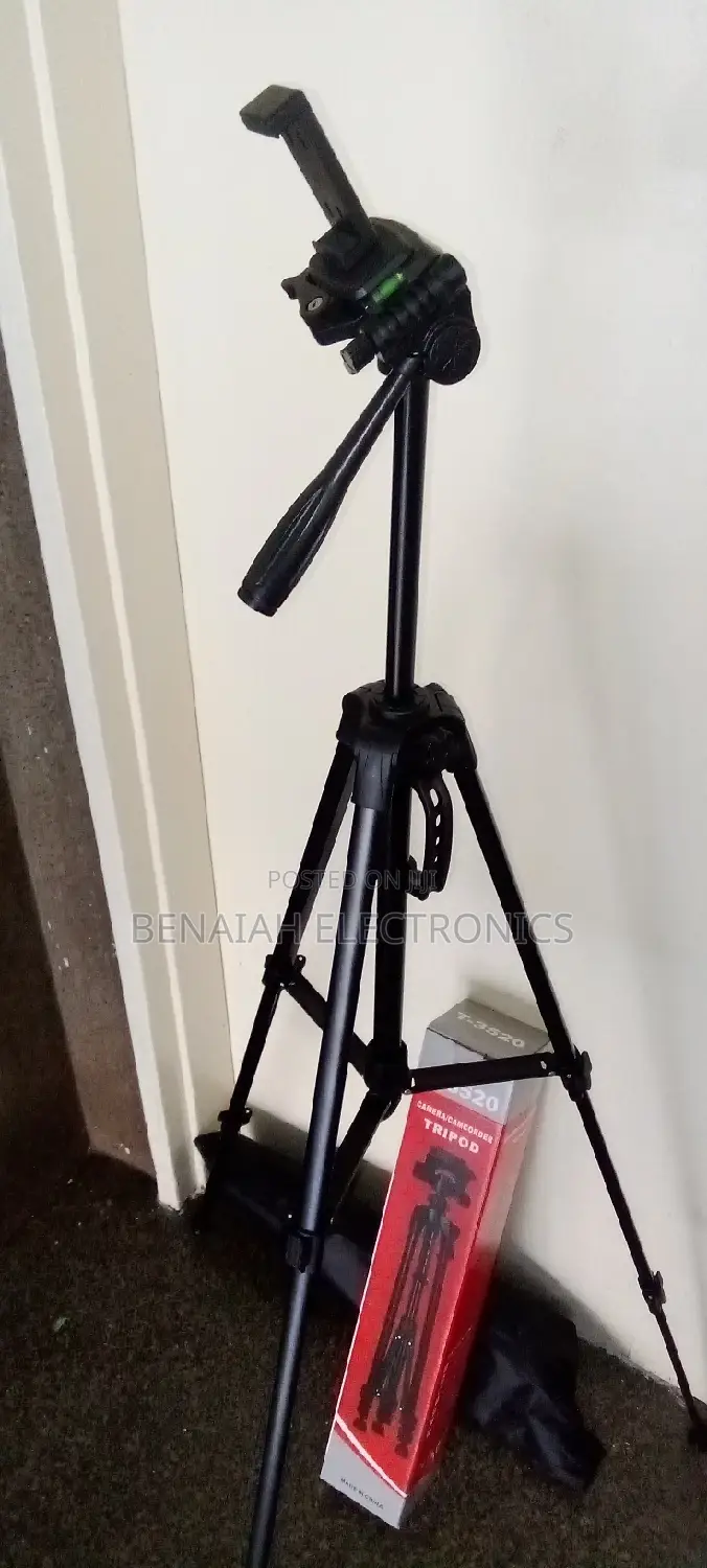 Professional Live Broadcast Video Camera 3520 Tripod Stand