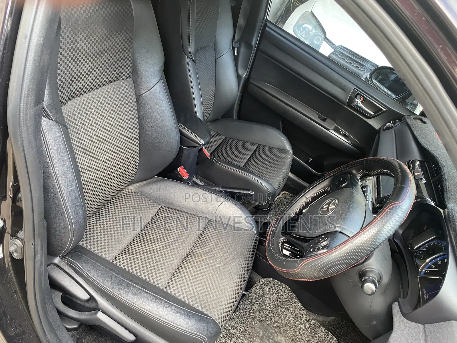 Toyota Corolla Fielder 2016 Black