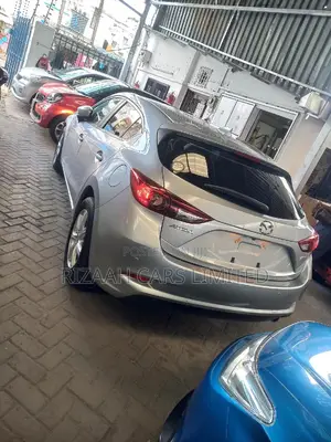 Mazda Axela 2019 Silver