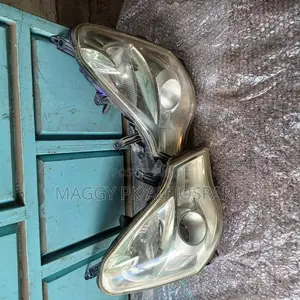 Nissan Sylphy N17 Headlight Xenon