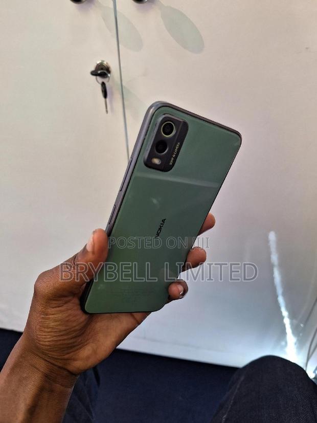 Nokia C32 128 GB Green - thumbnail 3