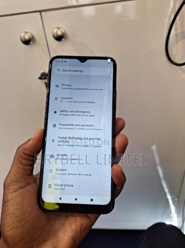 Nokia C32 128 GB Green - thumbnail 2