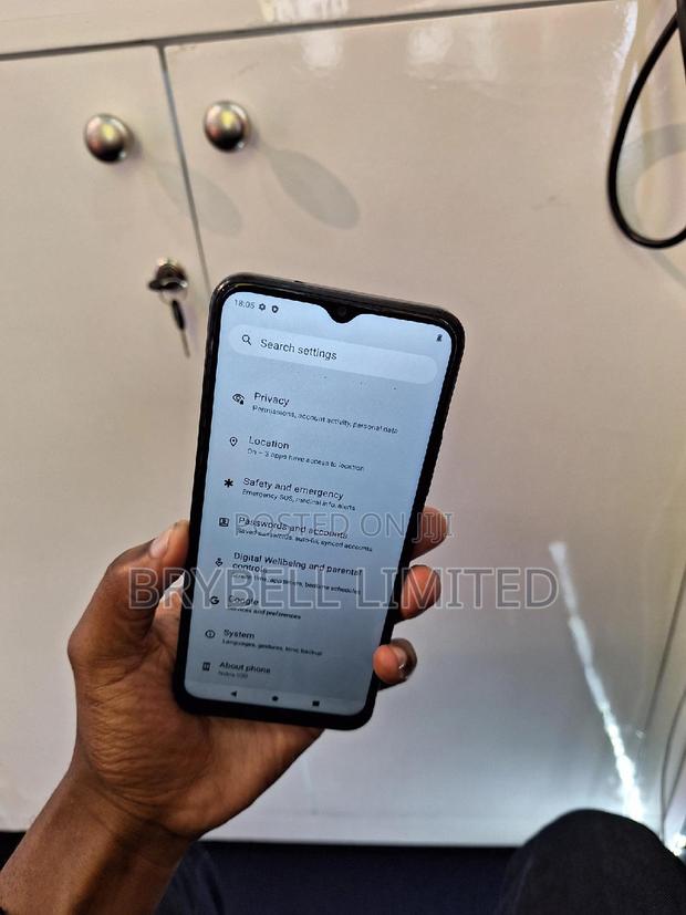 Nokia C32 128 GB Green - thumbnail 4