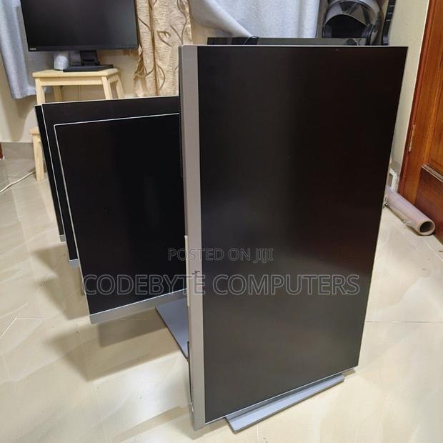 HP Elite Display E273Q Ips QHD (2560X1440) With Type C