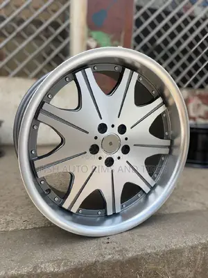 Offset Mercedes Benz 19 Inch Rims Set