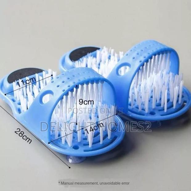 Plastic Bath Shower Feet Massage Slippers - main view