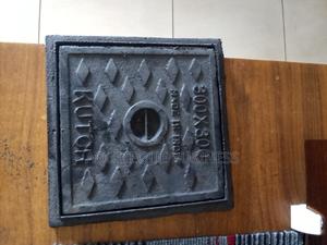 Manhole Cover. Cast Iron 12*12 - thumbnail 2