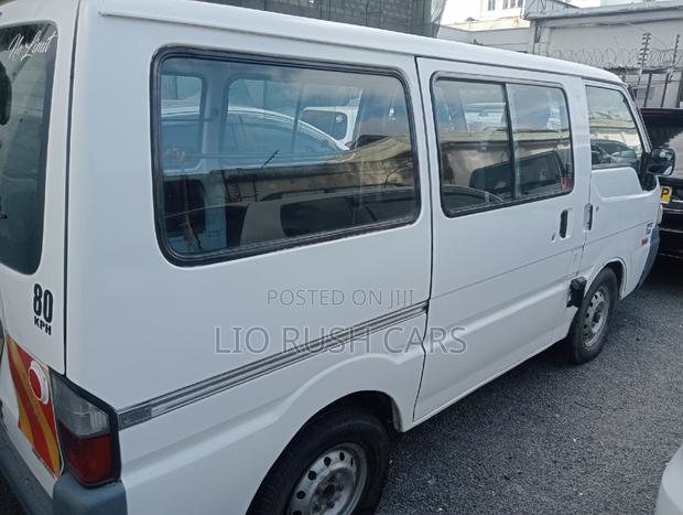 Mazda Bongo 2009 White - thumbnail 7