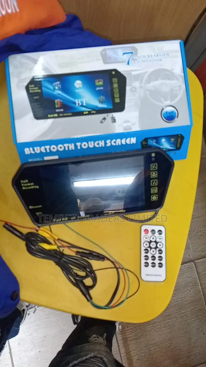 Monitor With Bluetooth