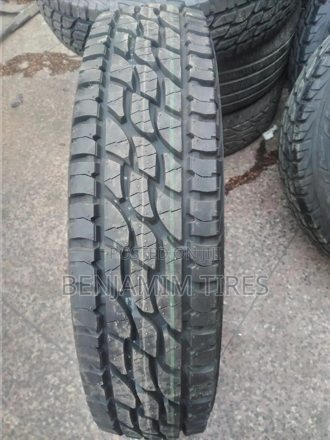 Bridgestone Tires Sizes 225/95r16c 118s/116s Made in Japan.