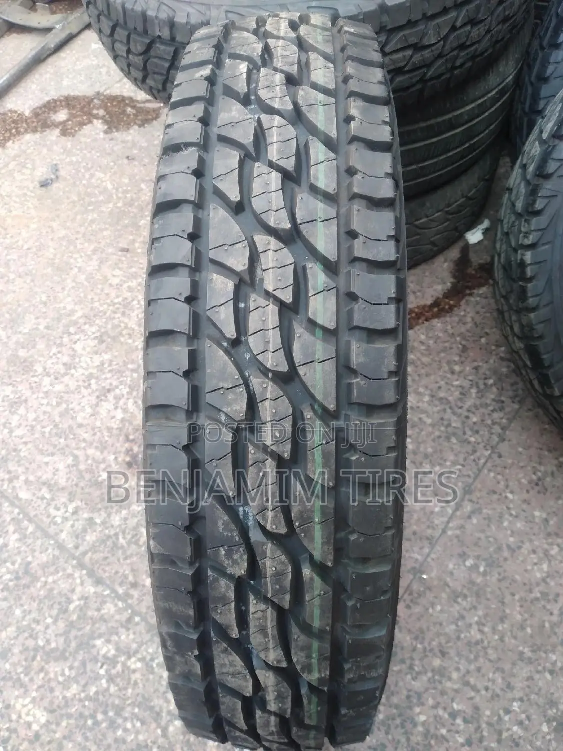 Bridgestone Tires Sizes 225/95r16c 118s/116s Made in Japan.