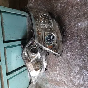Noah New 2015 Model Headlight