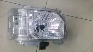 Headlight Hiace 7L Box New Shape 2016 Model