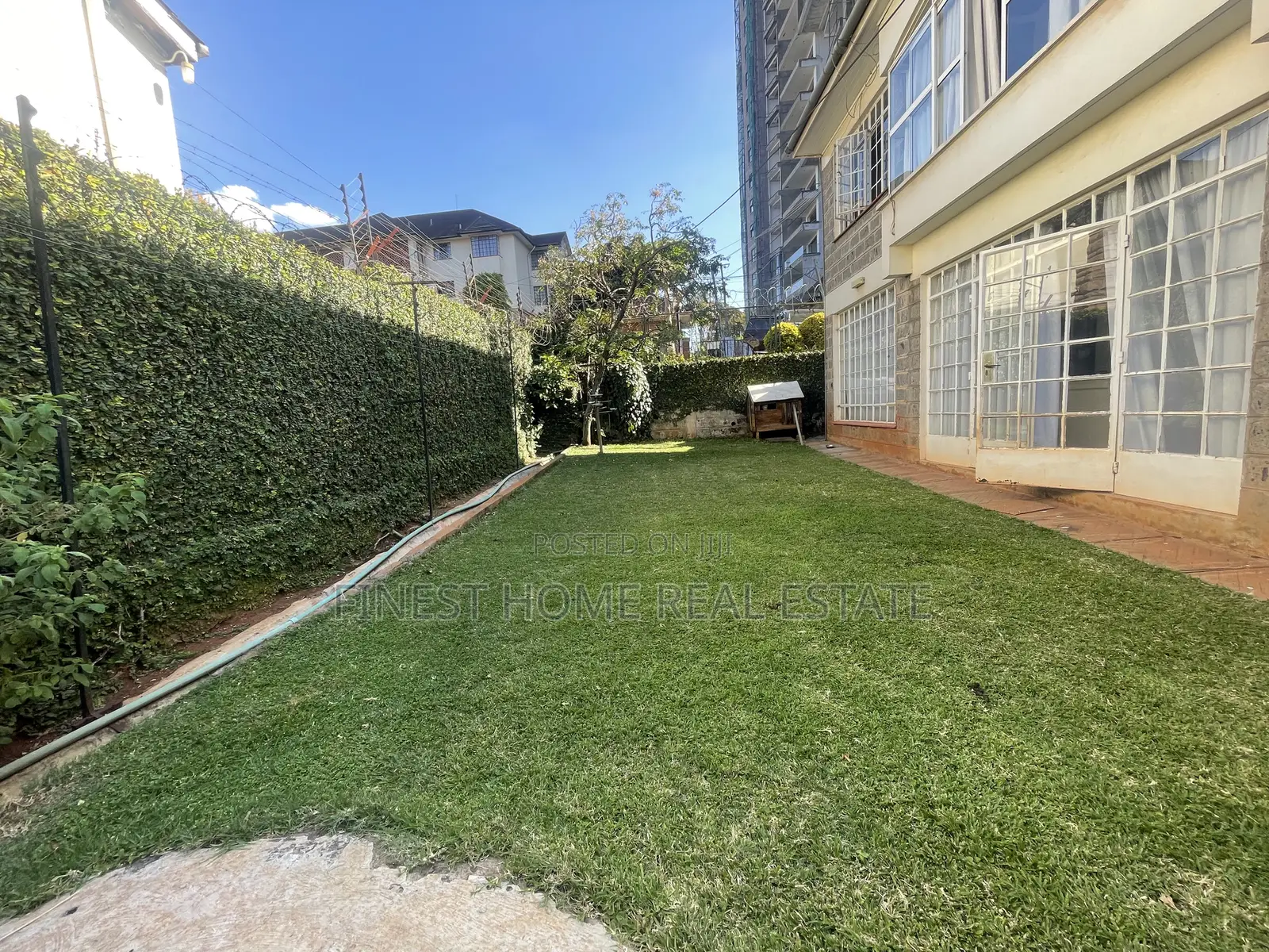 5bdrm Townhouse/Terrace in Westlands, Riverside Drive for sale