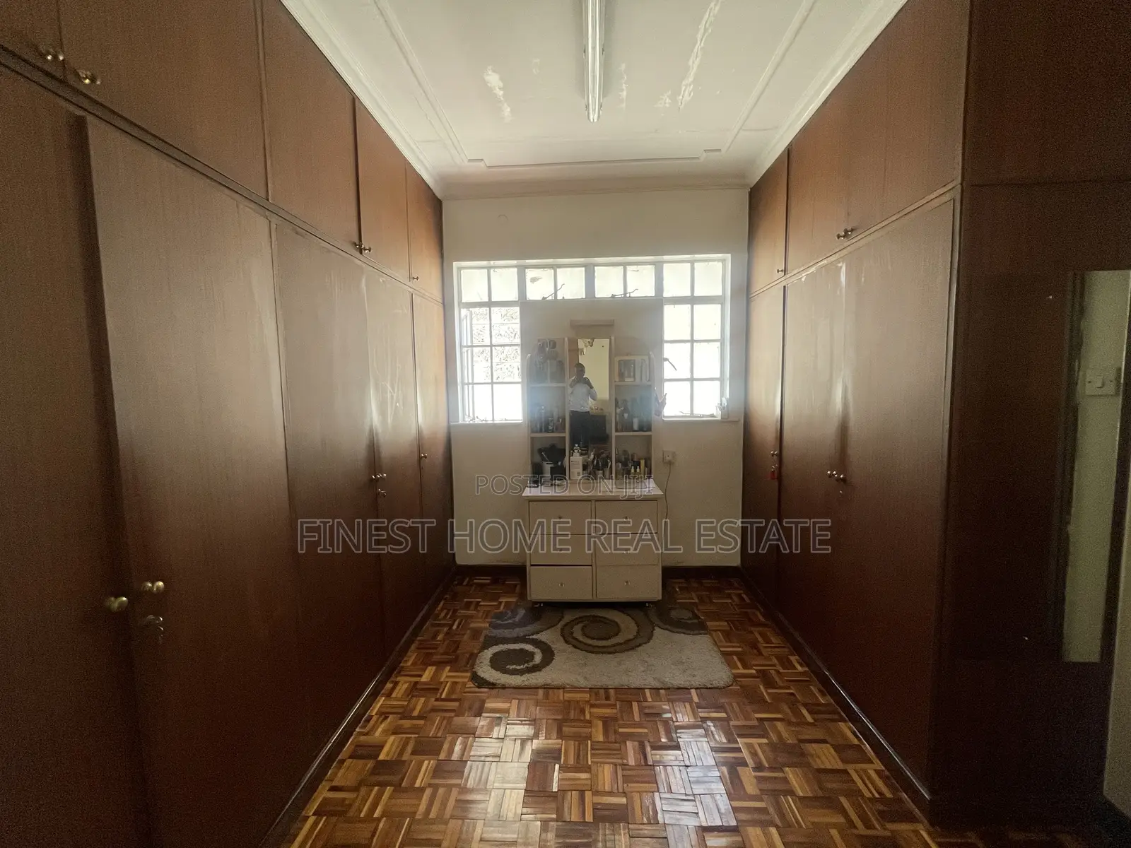 5bdrm Townhouse/Terrace in Westlands, Riverside Drive for sale