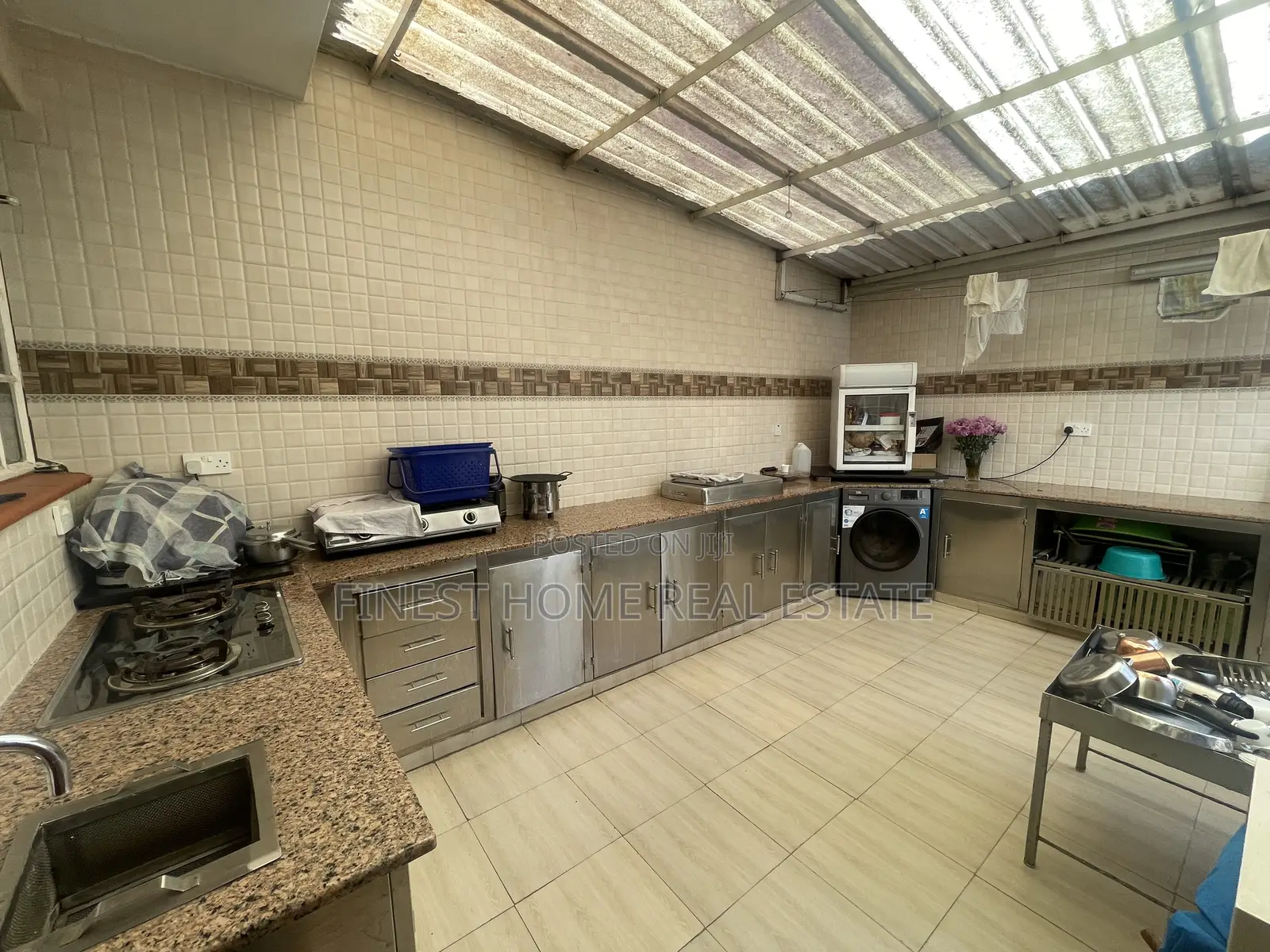 5bdrm Townhouse/Terrace in Westlands, Riverside Drive for sale