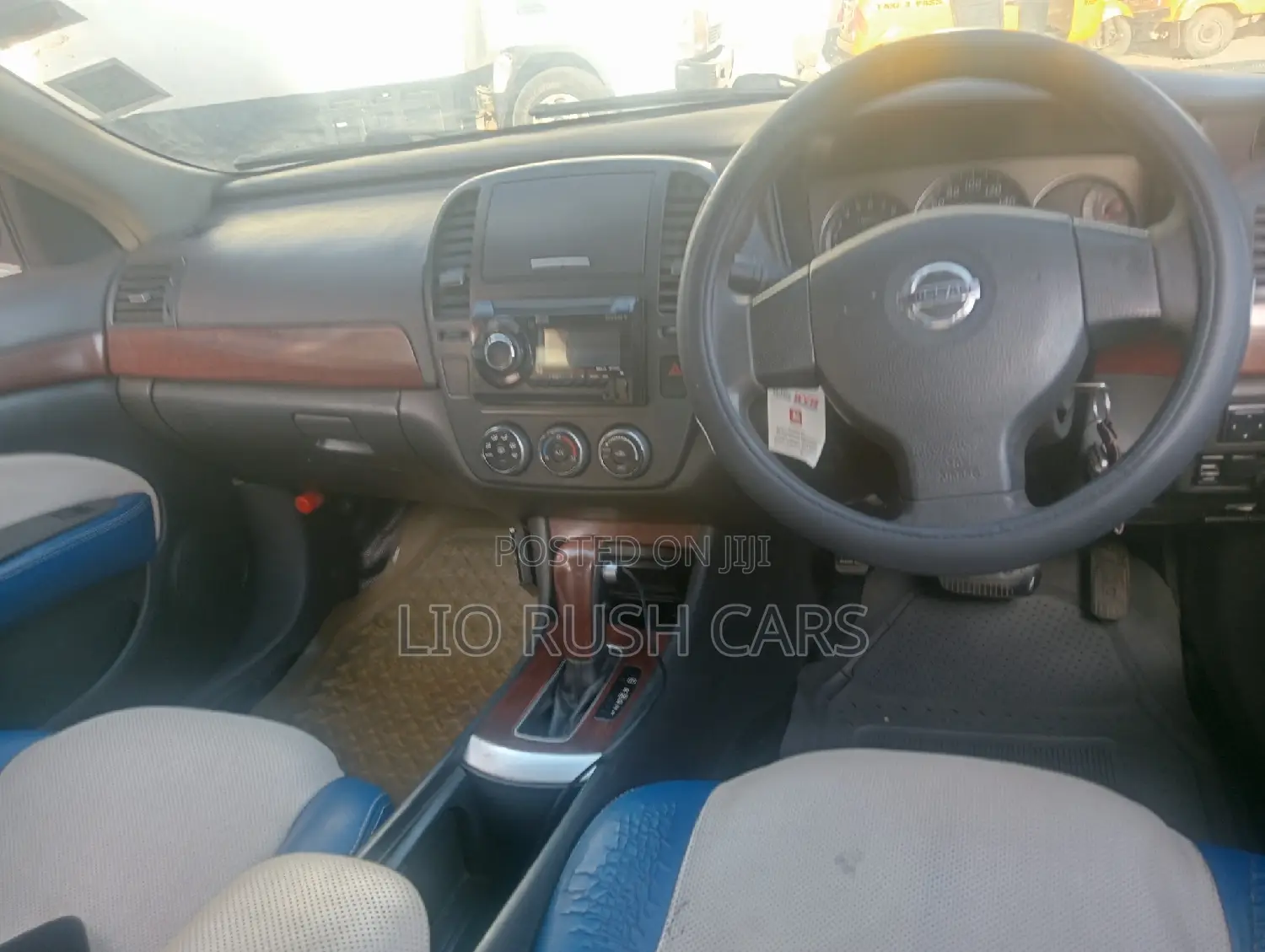 Nissan Bluebird 2009 Black