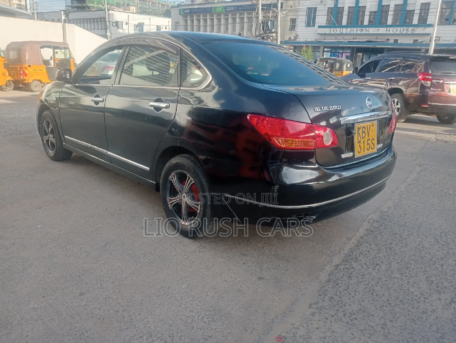 Nissan Bluebird 2009 Black