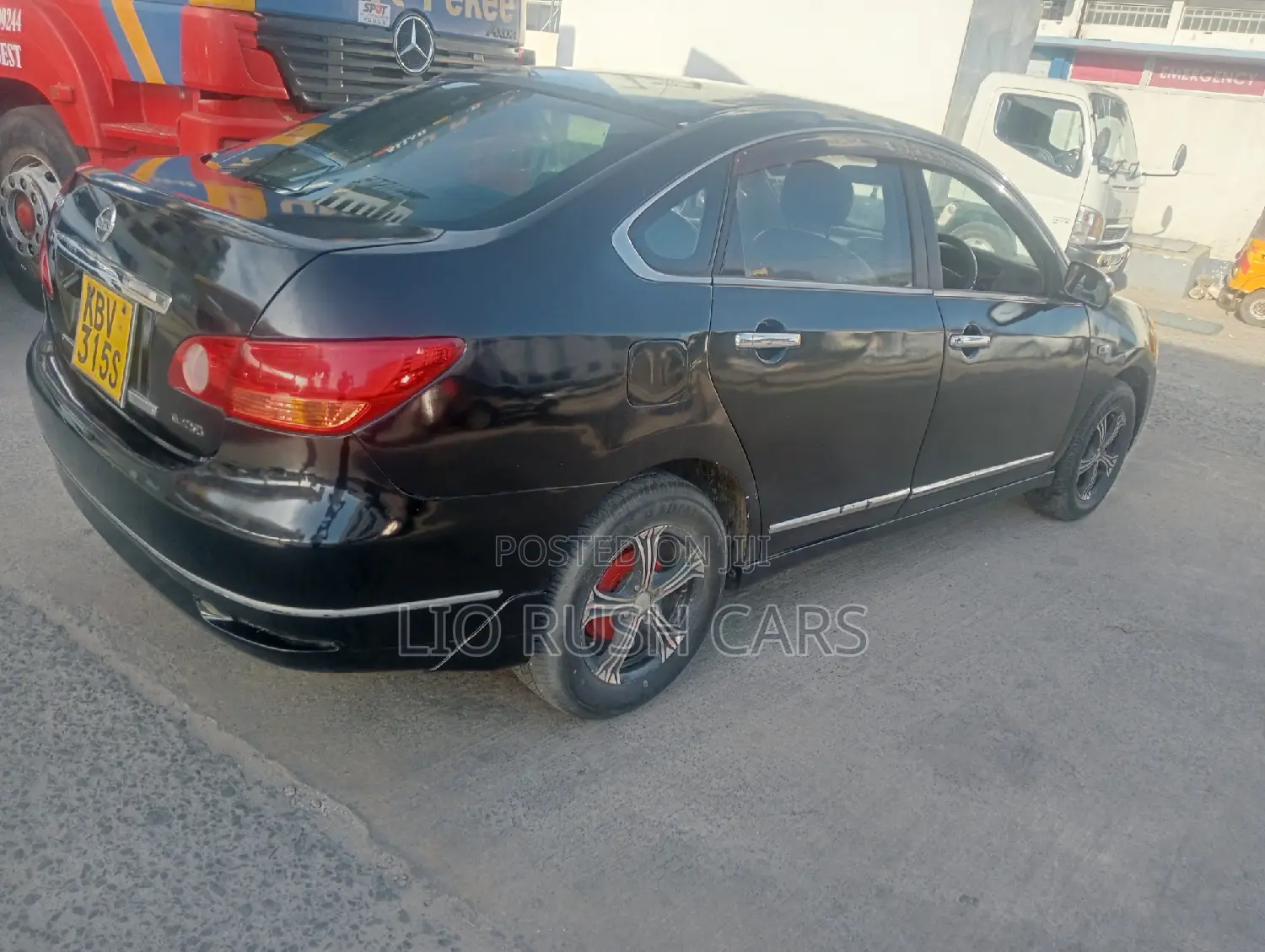 Nissan Bluebird 2009 Black