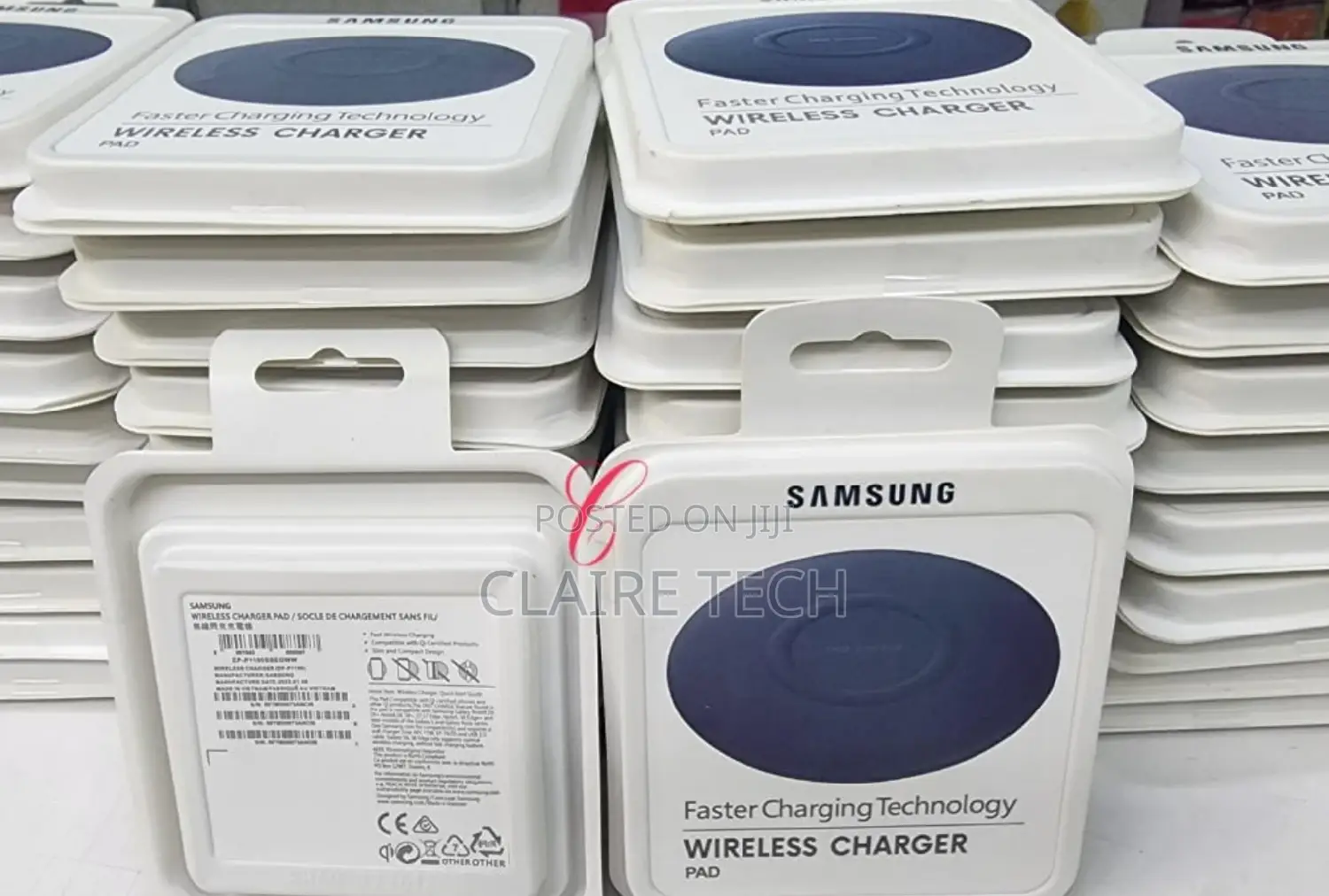 White 15W Samsung Wireless Fast Charging Pad