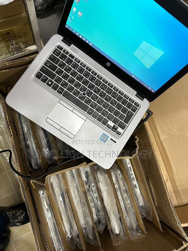 Laptop HP EliteBook 820 G3 8GB Intel Core I5 SSD 256GB - main view