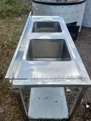 Stainless Steel Kitchen Sink