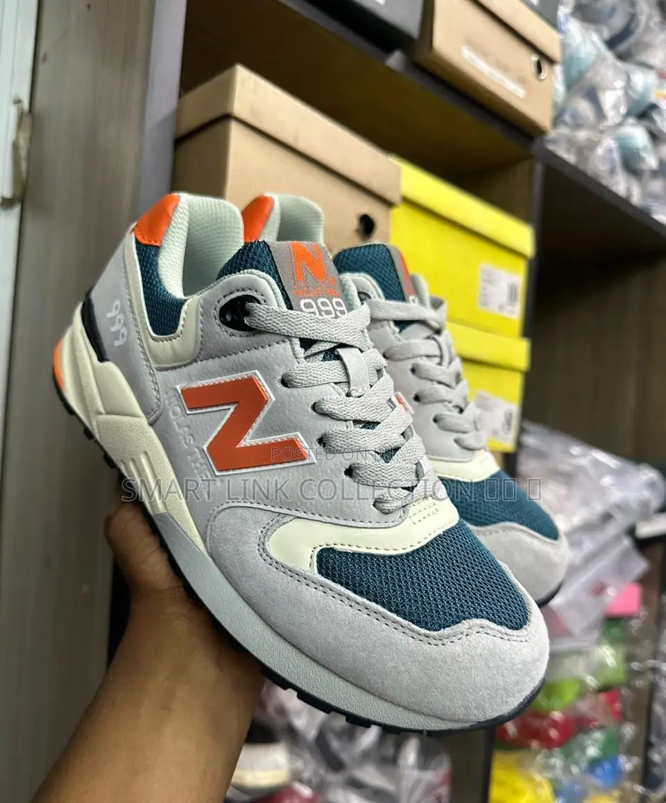 New Balance
Shoes