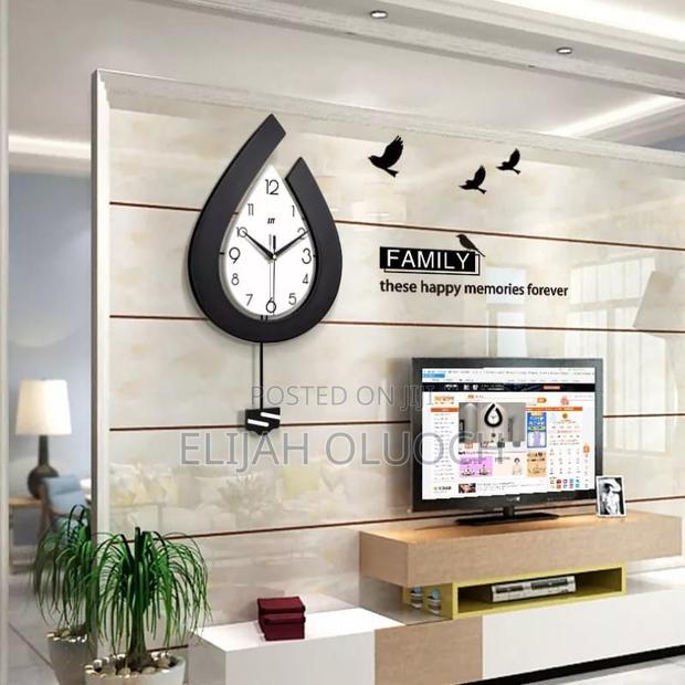 Wall Clock U Shape