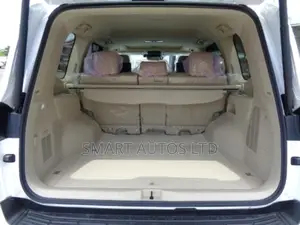 New Toyota Land Cruiser 2023 Pearl