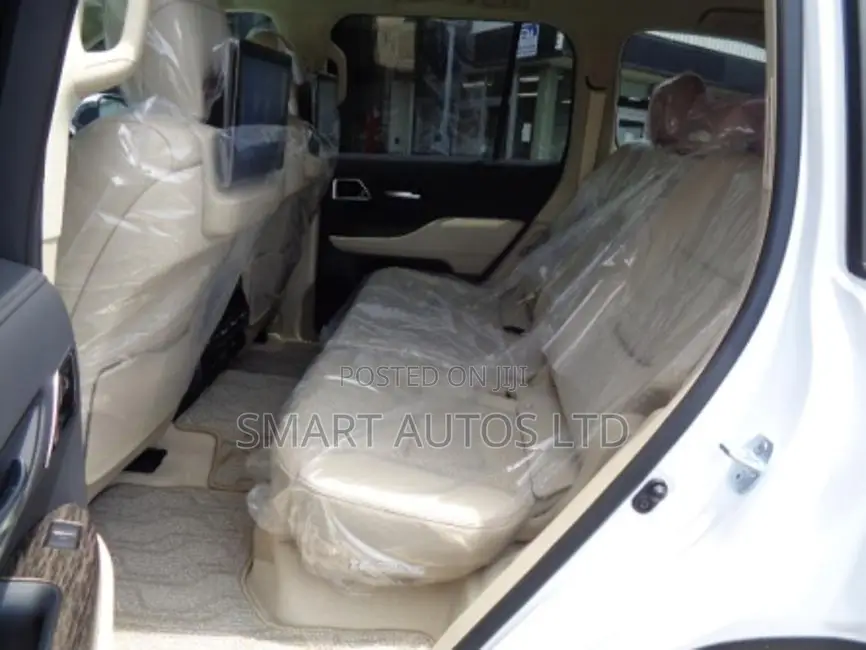 New Toyota Land Cruiser 2023 Pearl