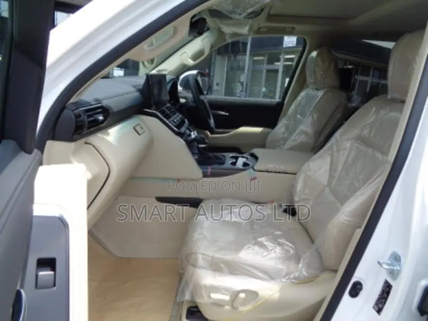 New Toyota Land Cruiser 2023 Pearl