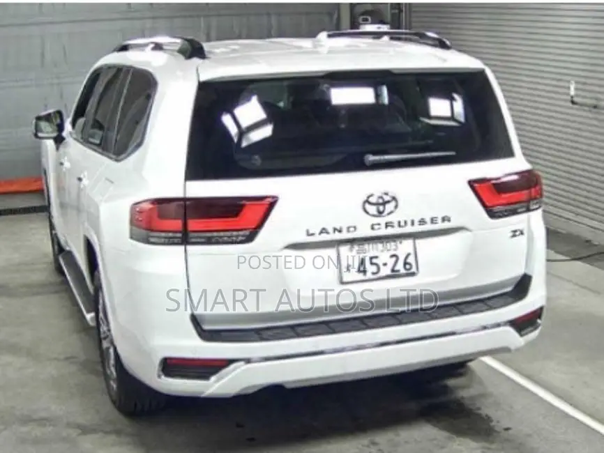 New Toyota Land Cruiser 2023 Pearl