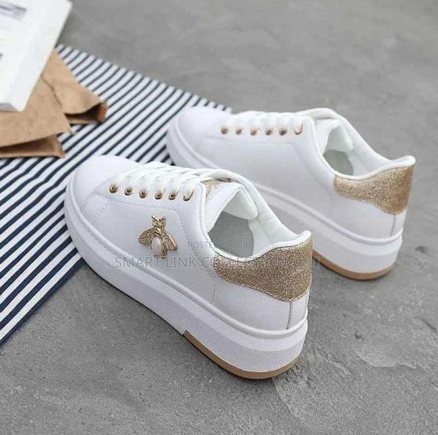 Bee Sneakers - thumbnail 2