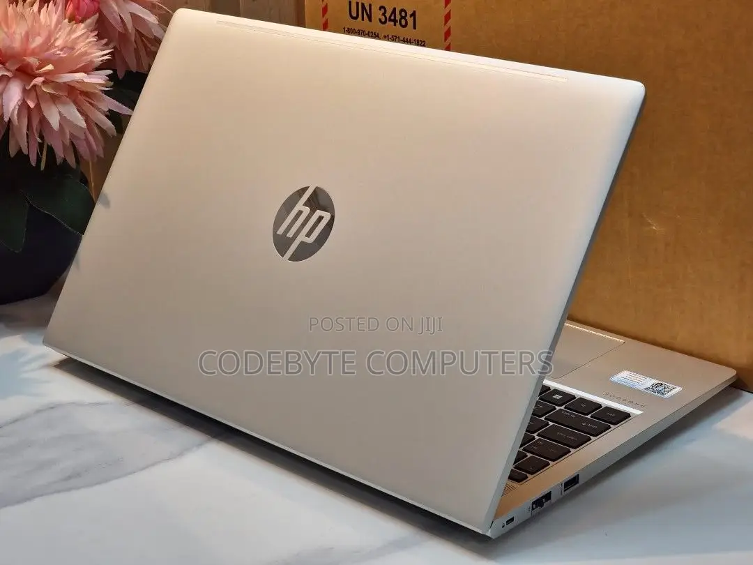 New Laptop HP ProBook 450 G9 16GB Intel Core i7 SSD 512GB
