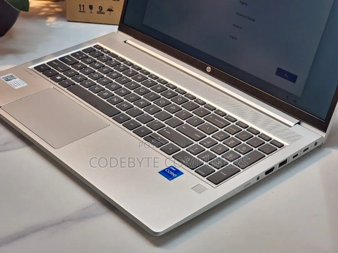 New Laptop HP ProBook 450 G9 16GB Intel Core i7 SSD 512GB