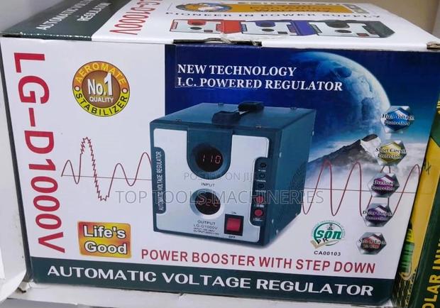 1kva Voltage Regulator Digital - main view