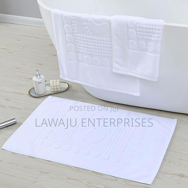 Bathroom Floor Mat - main view