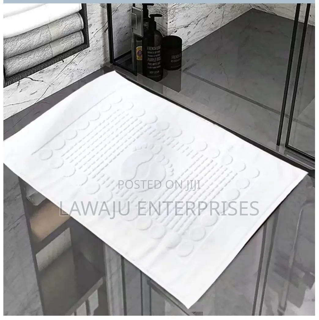 White Anti Skid Bathroom Mat