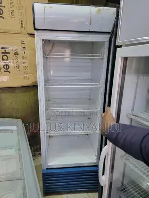 Showcase Cooler
